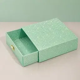 Drawer-style rigid boxes