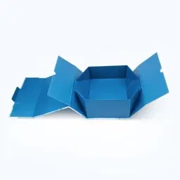 Foldable packaging solutions