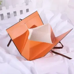 Foldable attitude-type boxes